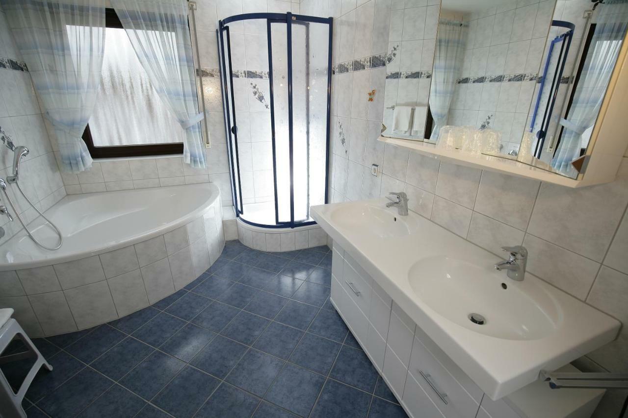 Hotel Am Baronenwald Göppingen Dış mekan fotoğraf