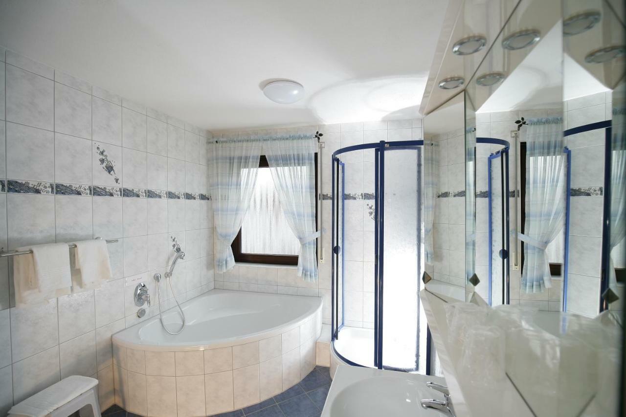 Hotel Am Baronenwald Göppingen Dış mekan fotoğraf